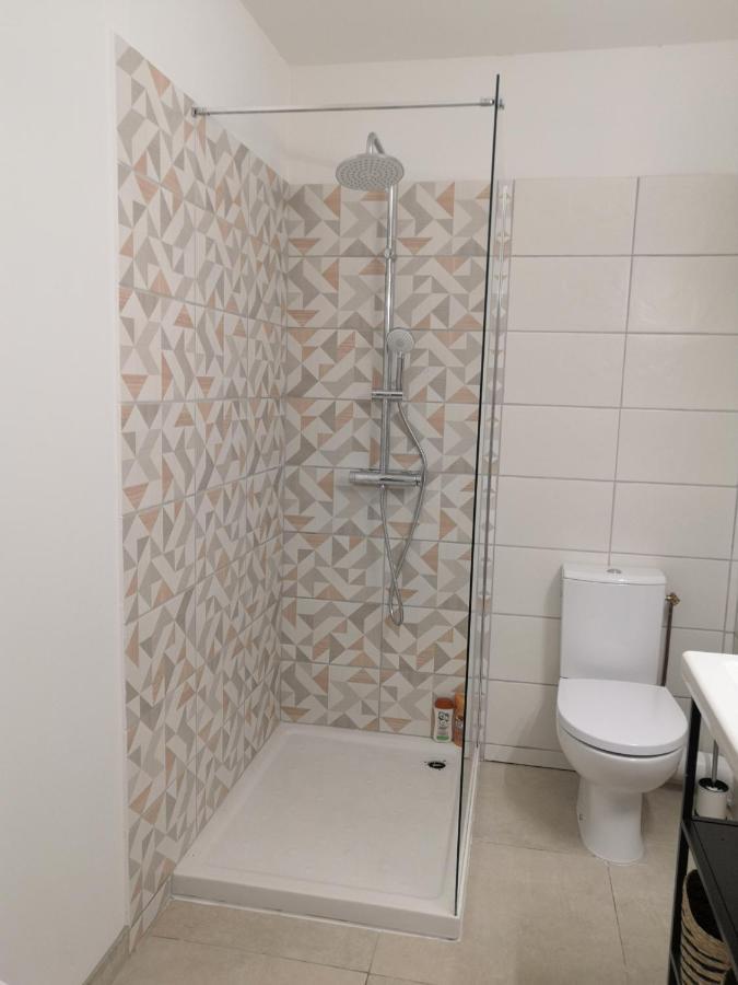 Agréable studio vue mer refait à neuf&climatisé Le Pradet Exterior foto
