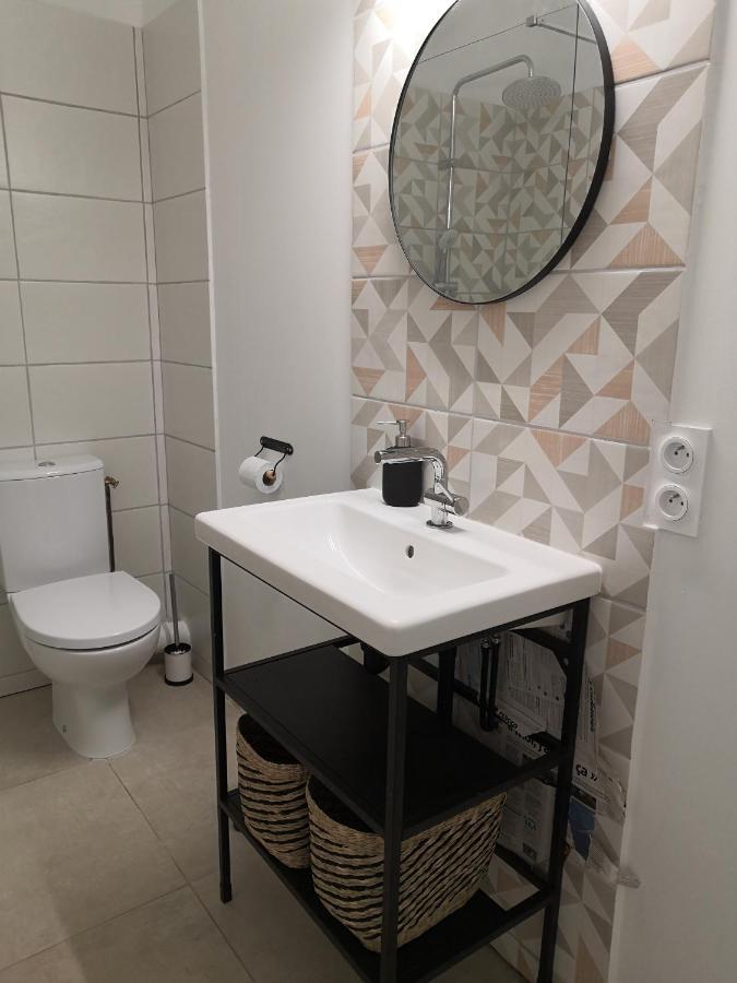 Agréable studio vue mer refait à neuf&climatisé Le Pradet Exterior foto