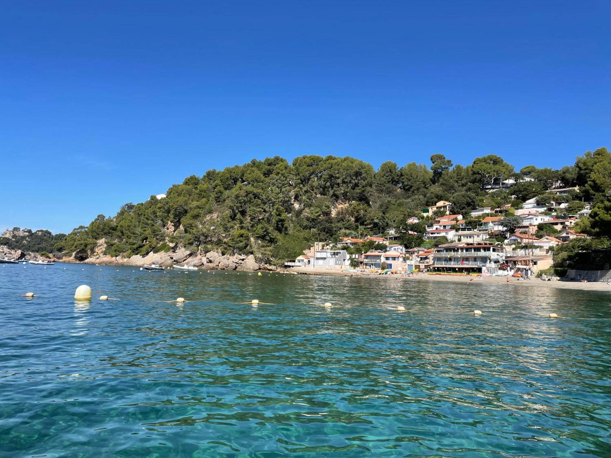Agréable studio vue mer refait à neuf&climatisé Le Pradet Exterior foto